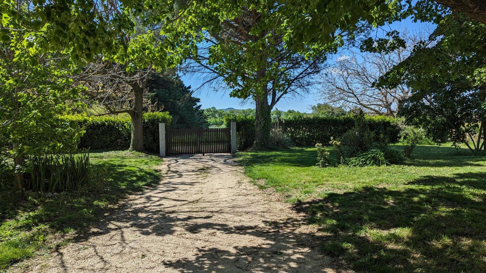 Rez-De-Jardin Independant Dans Ferme Maraichere Bio Avec Grand Jardin Privatif Clos Et Arbore Crest Exterior photo