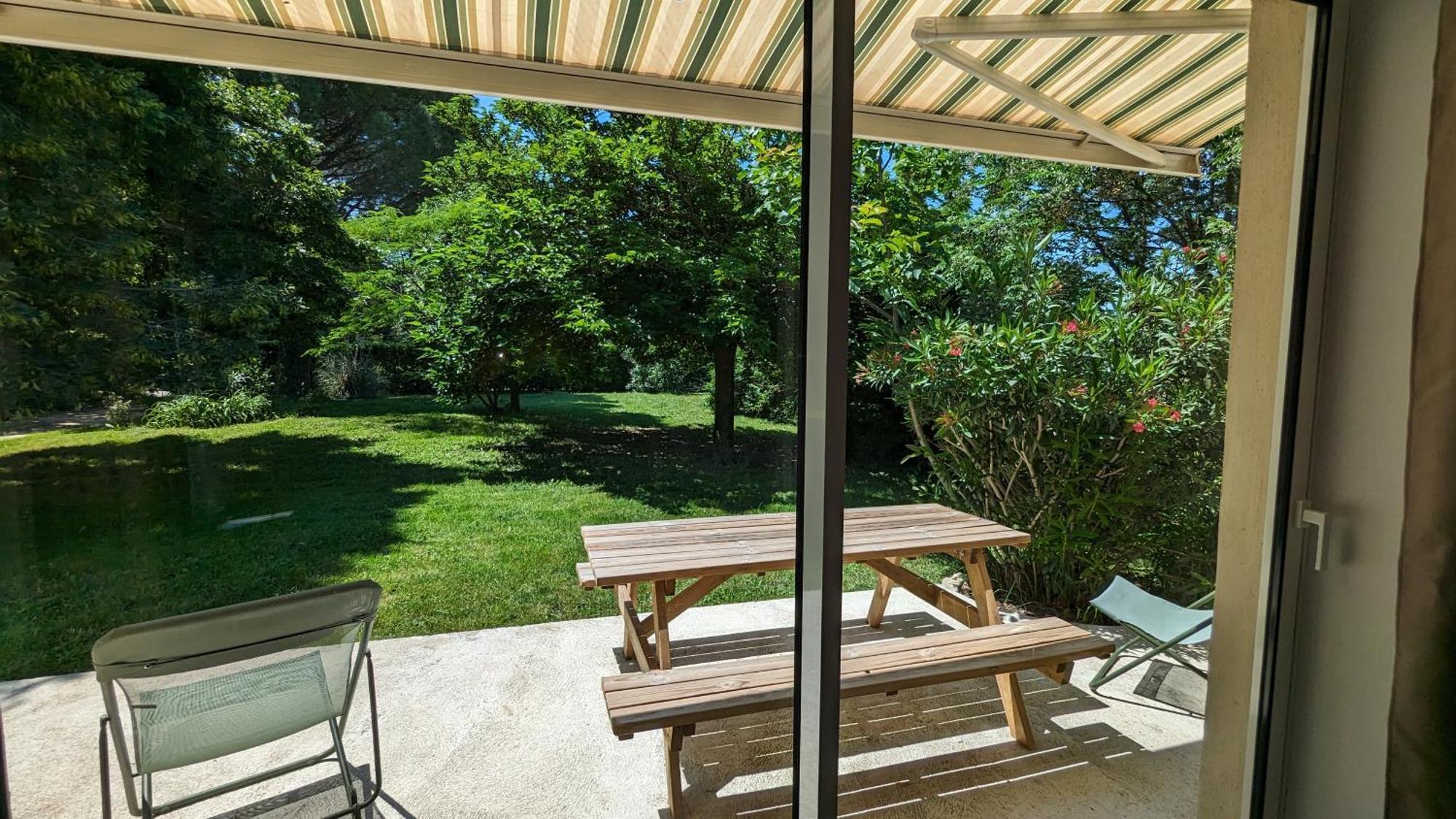 Rez-De-Jardin Independant Dans Ferme Maraichere Bio Avec Grand Jardin Privatif Clos Et Arbore Crest Exterior photo